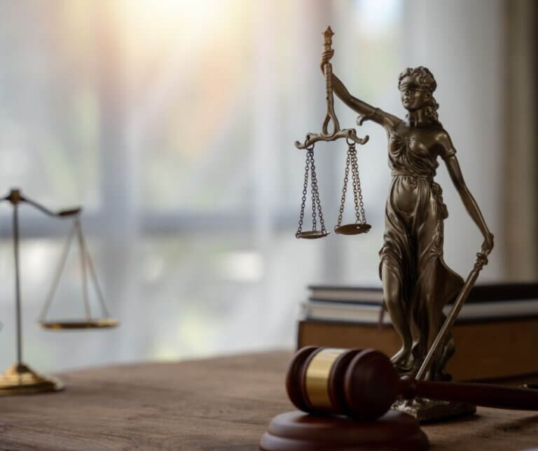 6 Signs of an Incompetent Lawyer // StangerLaw LLC
